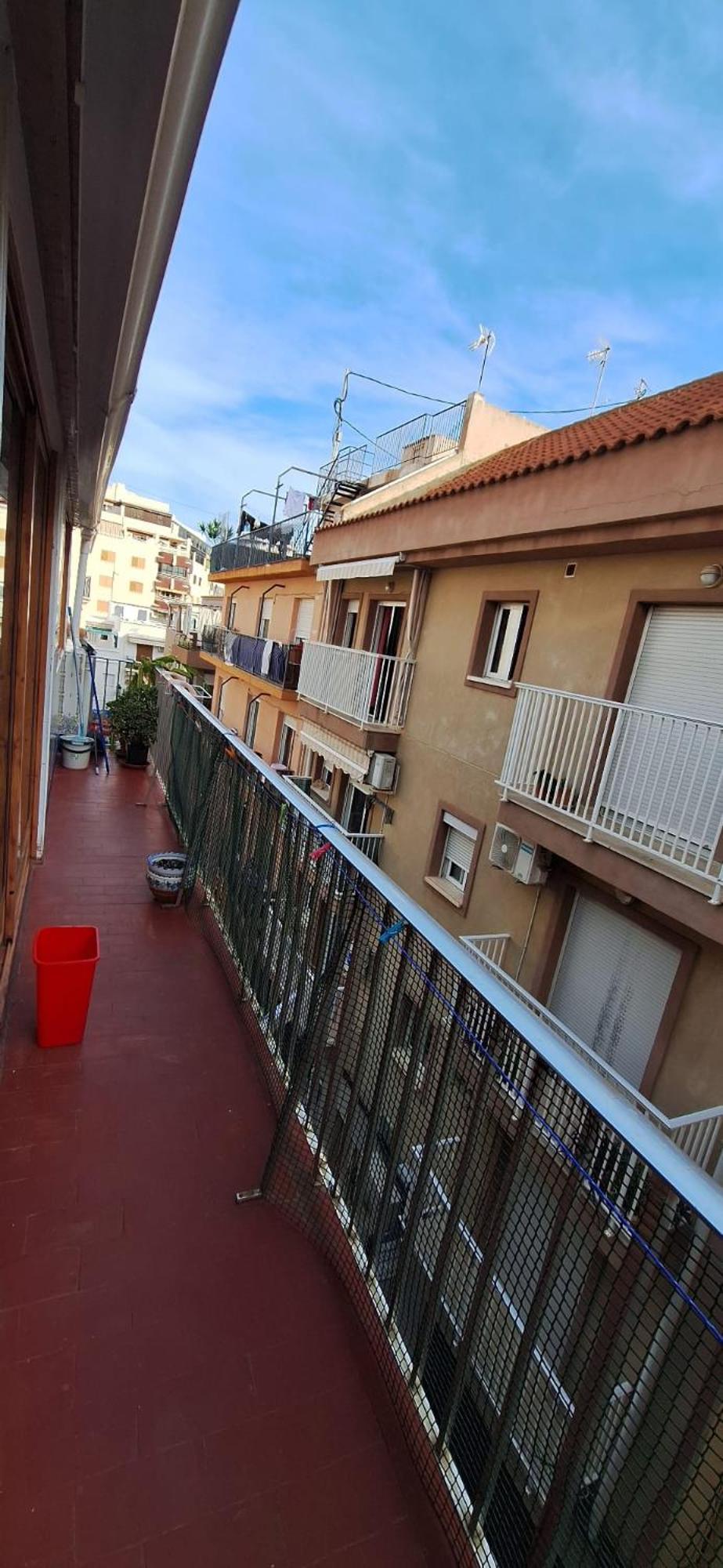 Apartamentos Casa May 2 - Centro Benidorm- Solo Mayores De 30 Anos Y Familias Esterno foto